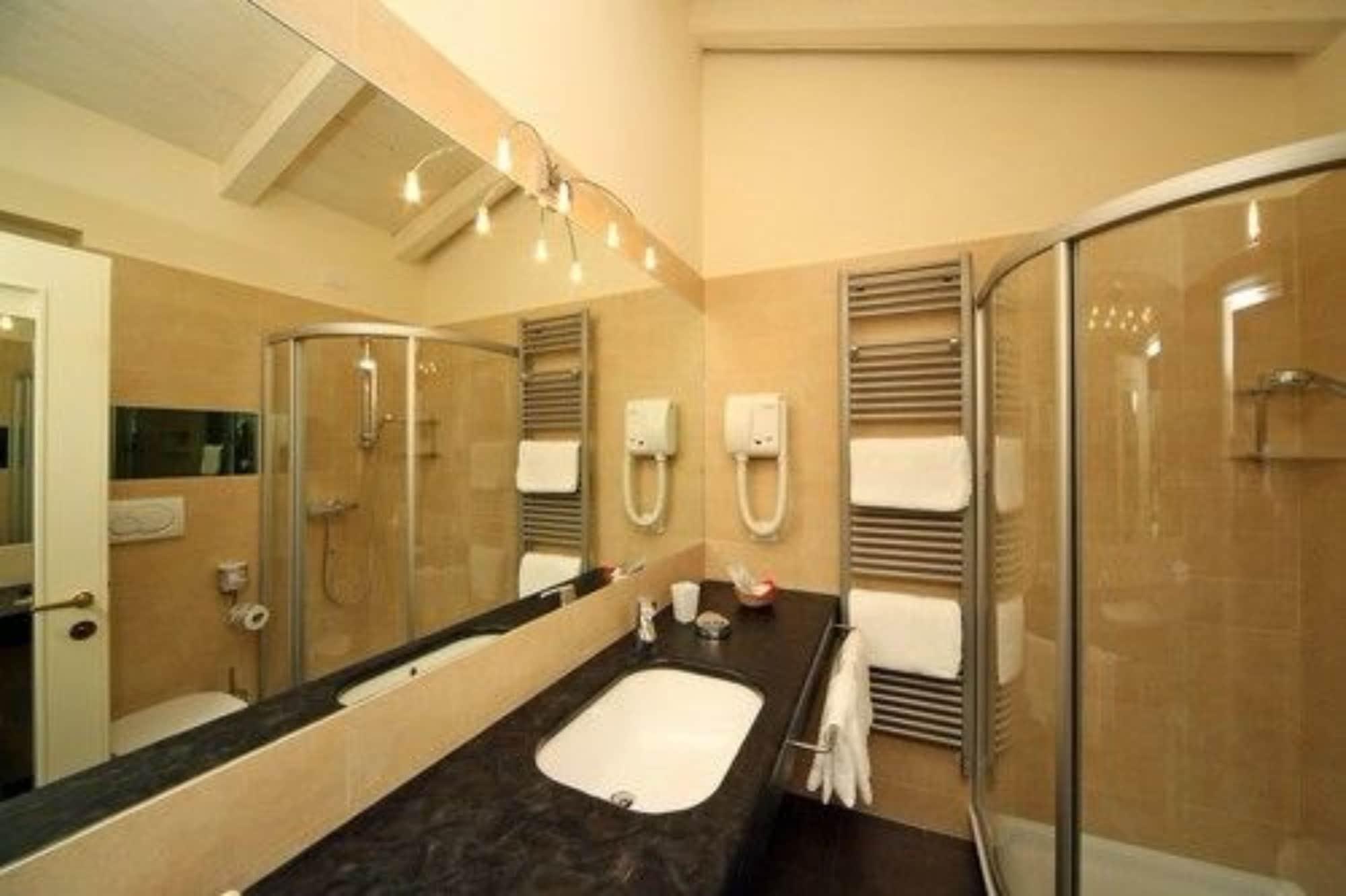 Hotel Sailing Center Malcesine Ngoại thất bức ảnh